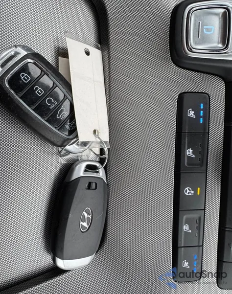 2020 Hyundai Palisade Limited z USA, uszkodzony, nr VIN KM8R5DHE0LU070011